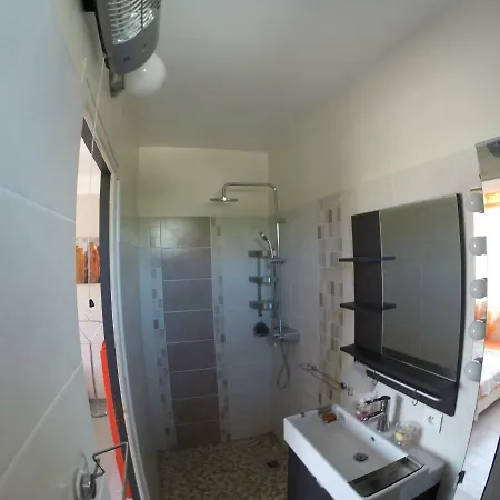 Apartman T2 Refait A Neuf, Terrasse 15m2 *